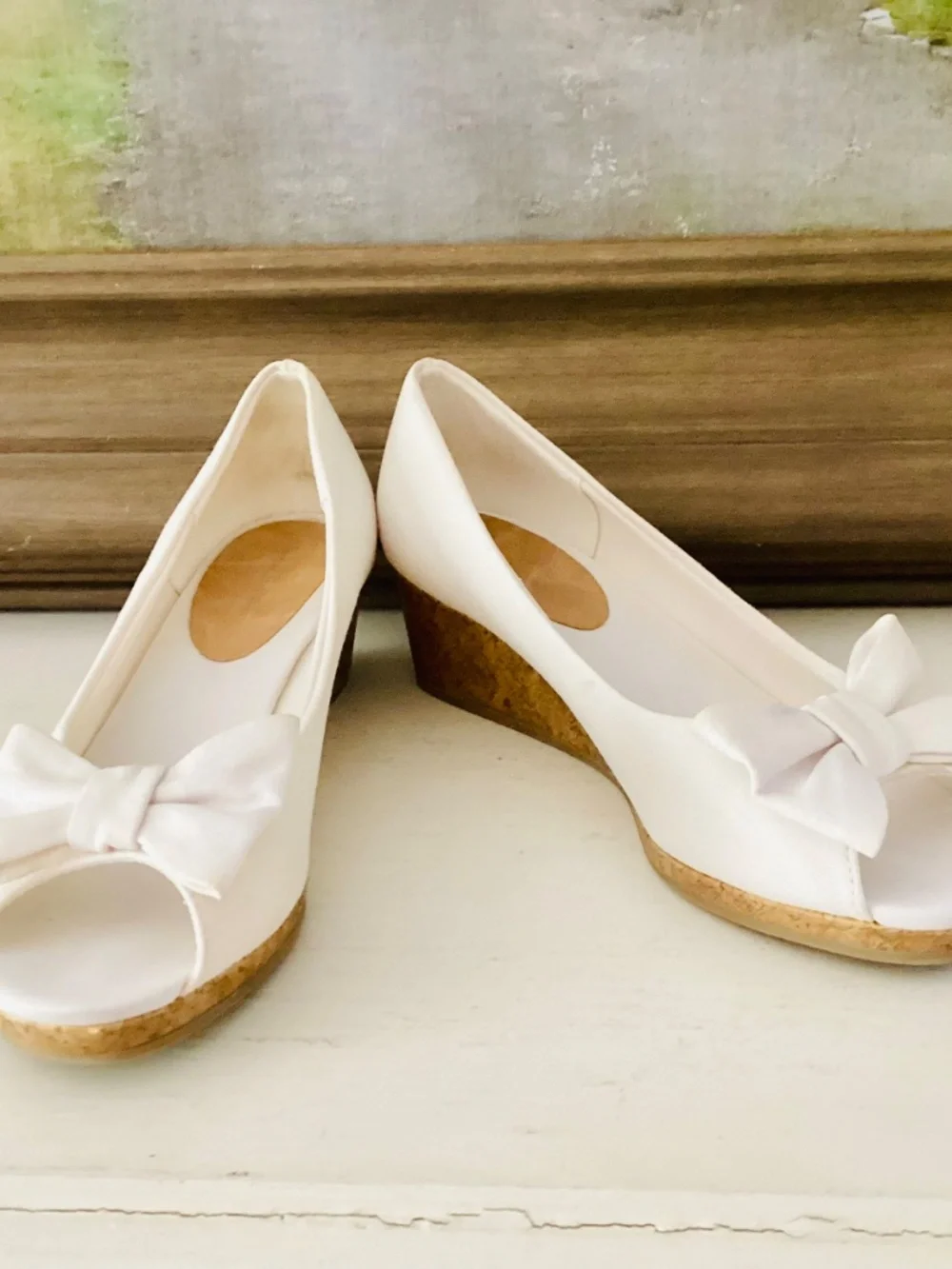 American Eagle Fabric Wedge Size Girls Youth 3 Pumps White Bow Peep Toe Cork